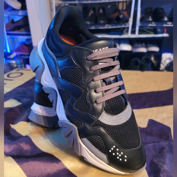 Versace Squalo Sneakers 0 - Picture 6 of 13